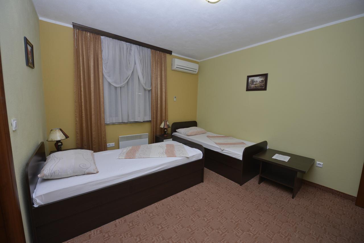 Motel Borik Potoci Екстериор снимка