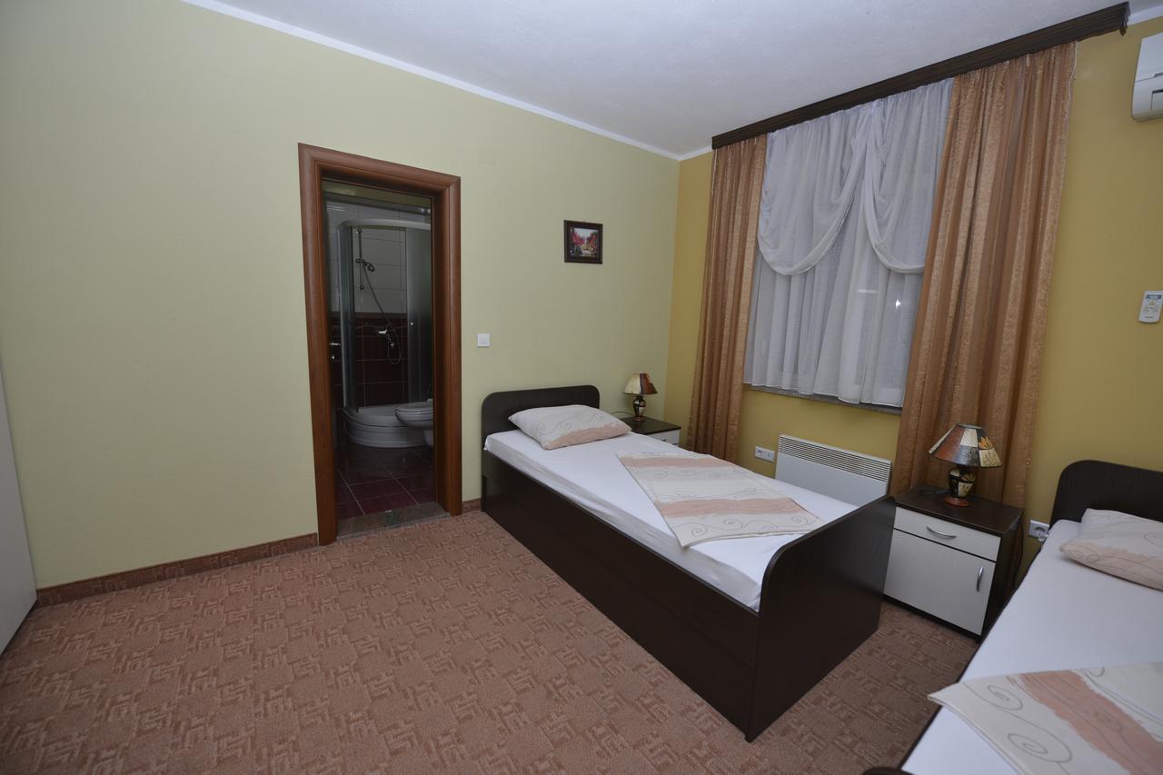 Motel Borik Potoci Екстериор снимка